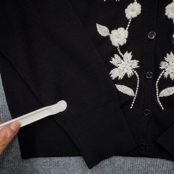 Kate Hill Black Knit Cardigan Floral Embroidered Romantic Vintage Boho Size XL - Picture 12 of 14